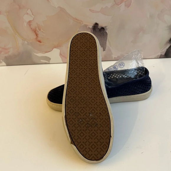 ! Tory Burch JESSE Perforated Sneaker 6.5 blue - Picture 4 of 7